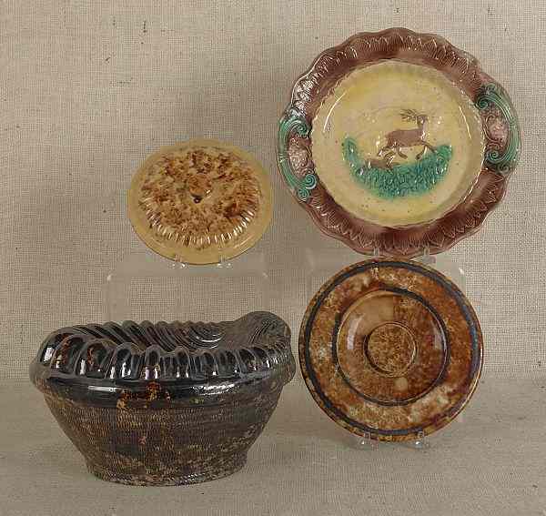 Appraisal: Collection of ceramics and glass to include Majolica a Bennington