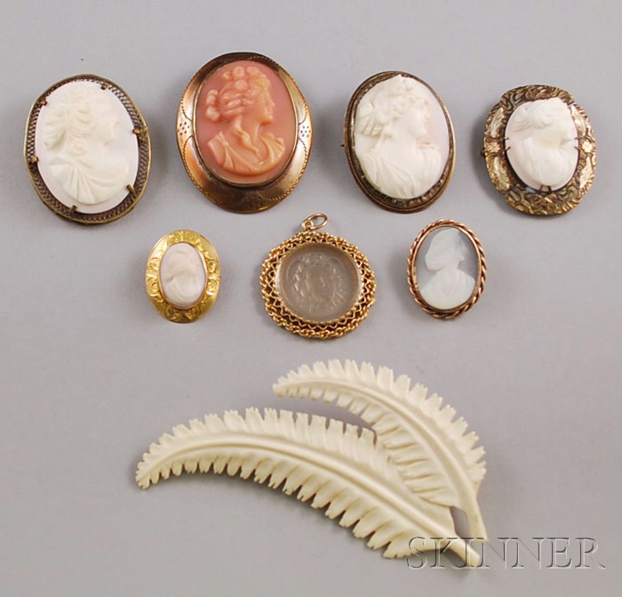 Appraisal: Small Group of Antique Jewelry including carved cameo brooches a