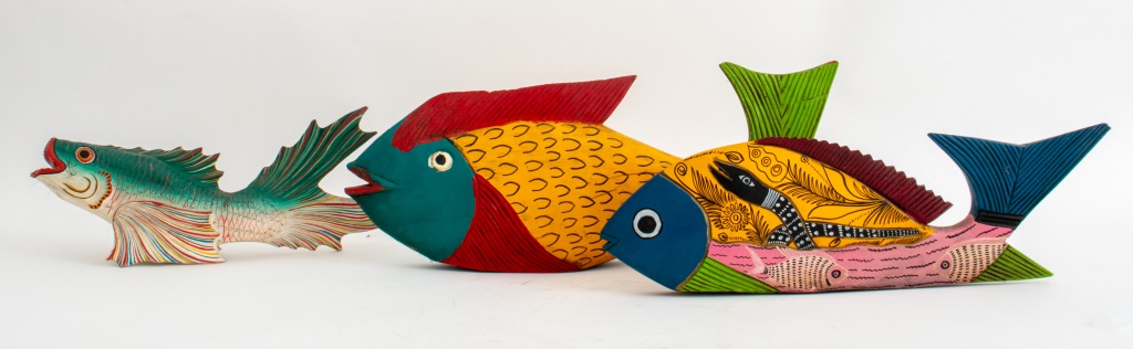 Appraisal: FOLK ART HAND PAINTED FISH WOOD SCULPTURE Group of three