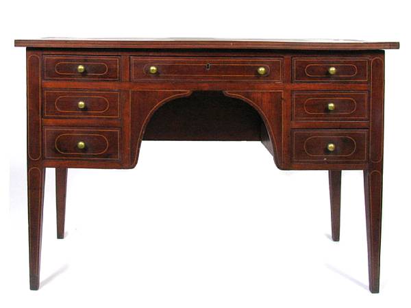 Appraisal: A Federal style kneehole desk height in width in depth