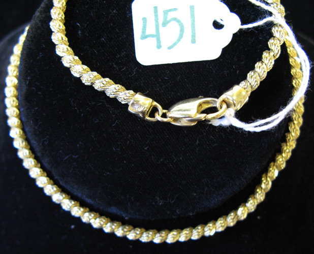 Appraisal: EIGHTEEN KARAT YELLOW GOLD CHAIN inch rope chain weighing grams