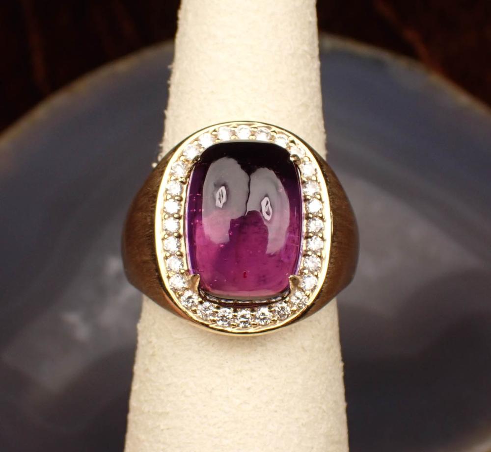 Appraisal: AMETHYST DIAMOND AND FOURTEEN KARAT GOLD RING The satin finish