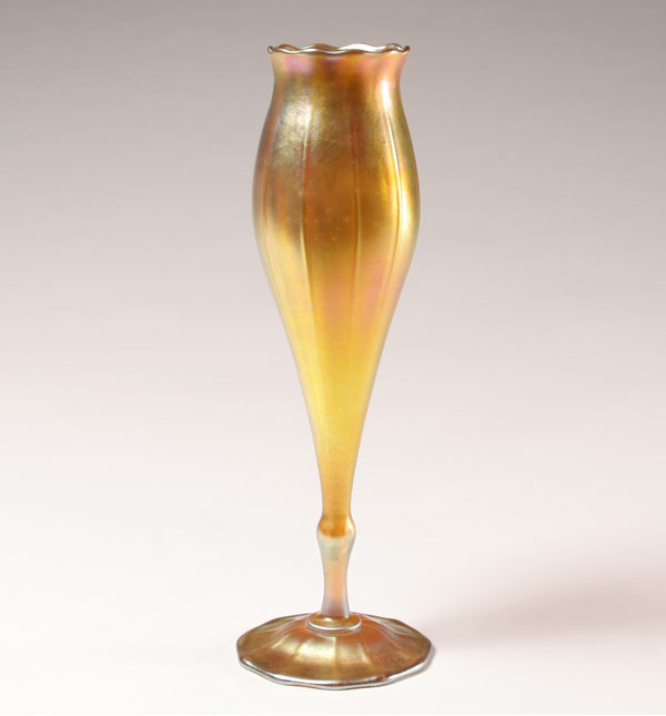 Appraisal: Tiffany gold favrile floriform art glass vase Engraved signature L