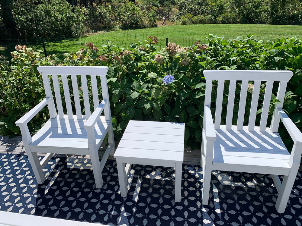 Appraisal: Pair of Weatherend Armchairs and Side Table in White Yacht