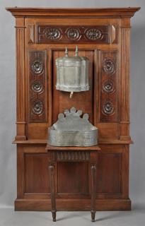 Appraisal: French Renaissance Style Lavabo c the carv French Renaissance Style