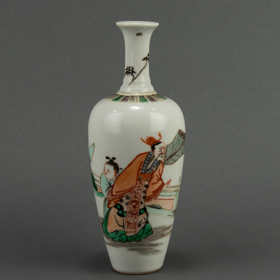 Appraisal: CHINESE FAMILLE VERTE VASE Chinese famille verte vase depicting an