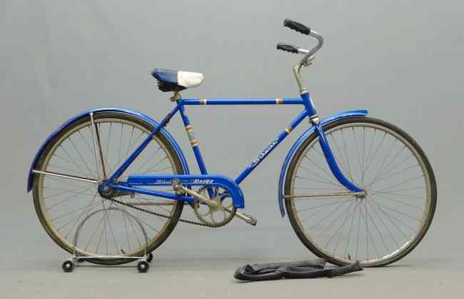 Appraisal: Schwinn light weight bicycle