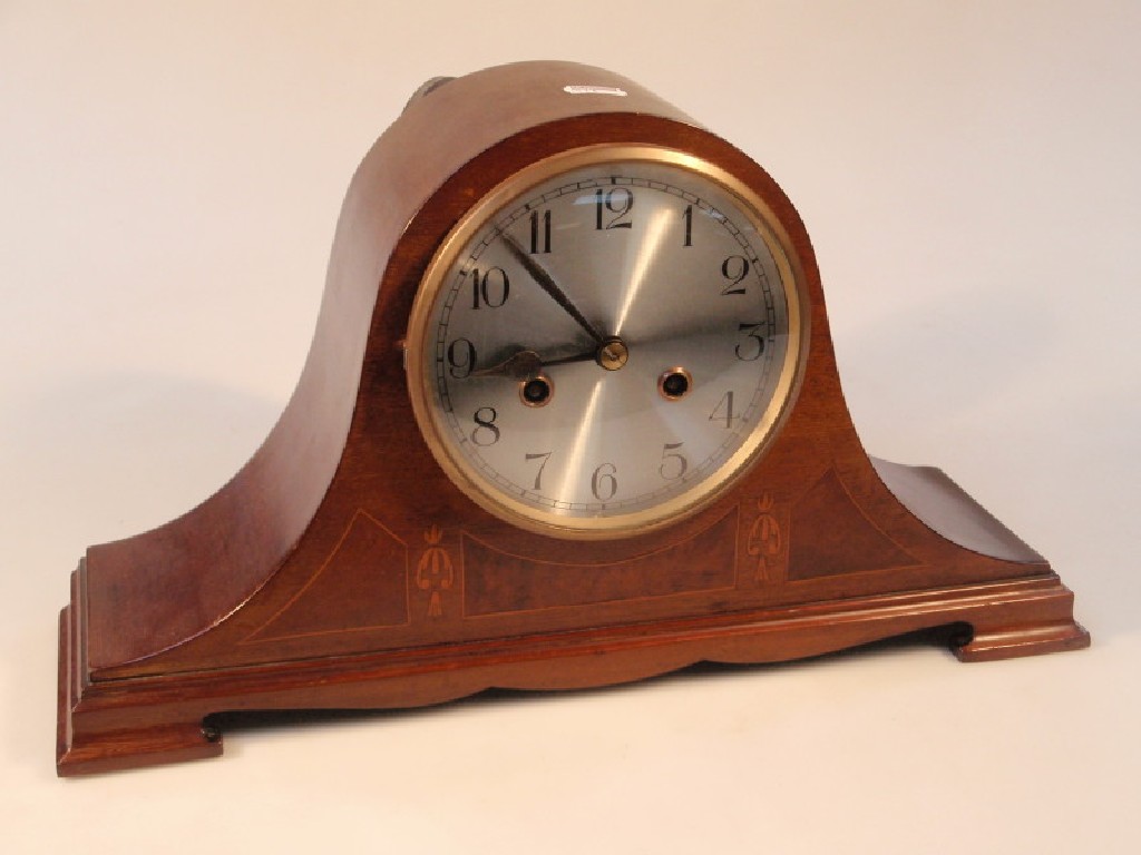 Appraisal: A mahogany cased mantel clock the German movement chiming on