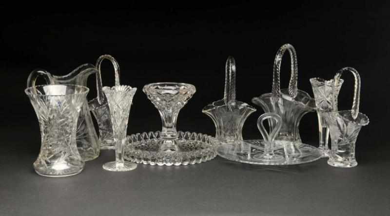 Appraisal: Lot of Decorative Glass Pieces Description Includes four baskets two