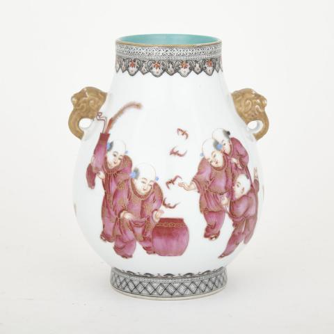 Appraisal: Famille Rose Hu Vase Condition some rubbing to gilding overall