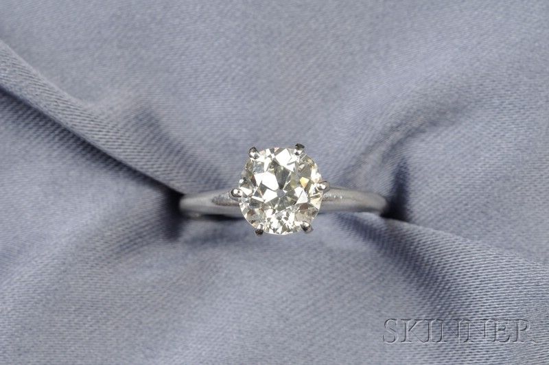 Appraisal: Diamond Solitaire prong-set with an old European-cut diamond weighing approx