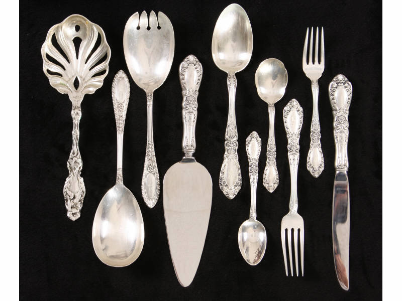 Appraisal: Alvin Silver Flatware Service Prince Eugene pieces including knives knives