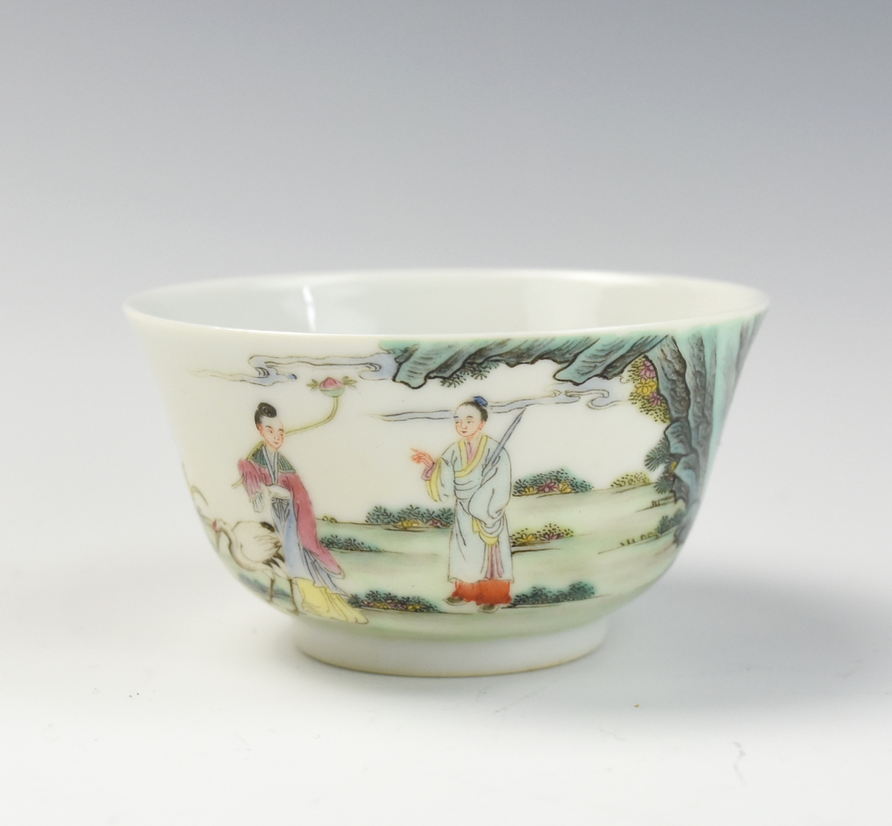 Appraisal: CHINESE FAMILLE ROSE 'LADIES IN GARDEN' CUP A Chinese famille