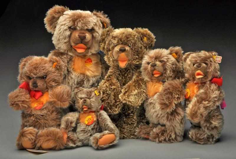 Appraisal: Lot of Steiff Zotty Teddy Bears Description Lot includes four