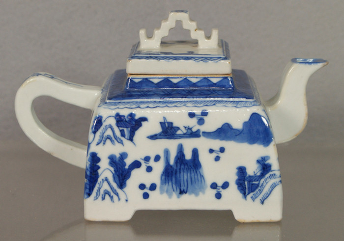 Appraisal: Chinese Export porcelain Canton square tapered teapot long h no