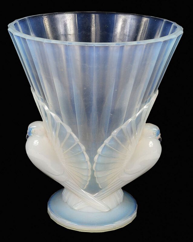 Appraisal: Sabino Opalescent Glass Vase Sabino opalescent glass multi-faceted vase having