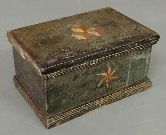 Appraisal: Painted pine storage box early th c with compass decorated