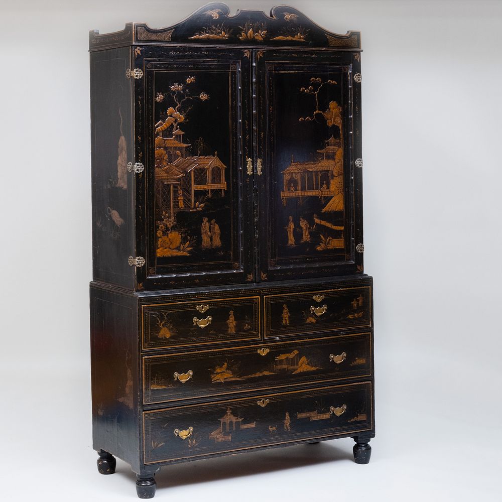 Appraisal: Late Regency Bottle Green Japanned and Parcel-Gilt Linen Press The