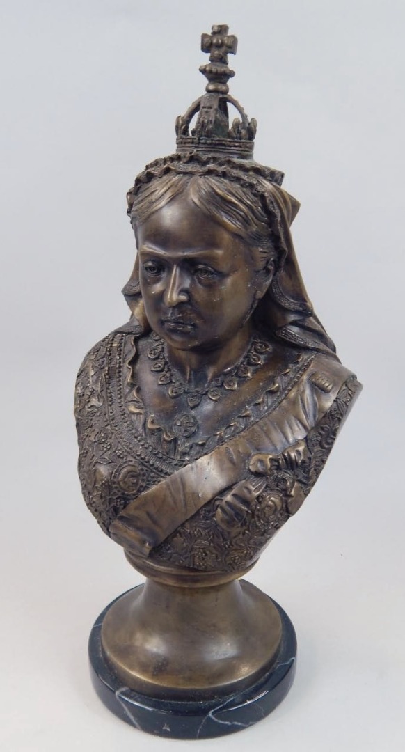 Appraisal: A modern hollow spelter bust of Queen Victoria quarter profile