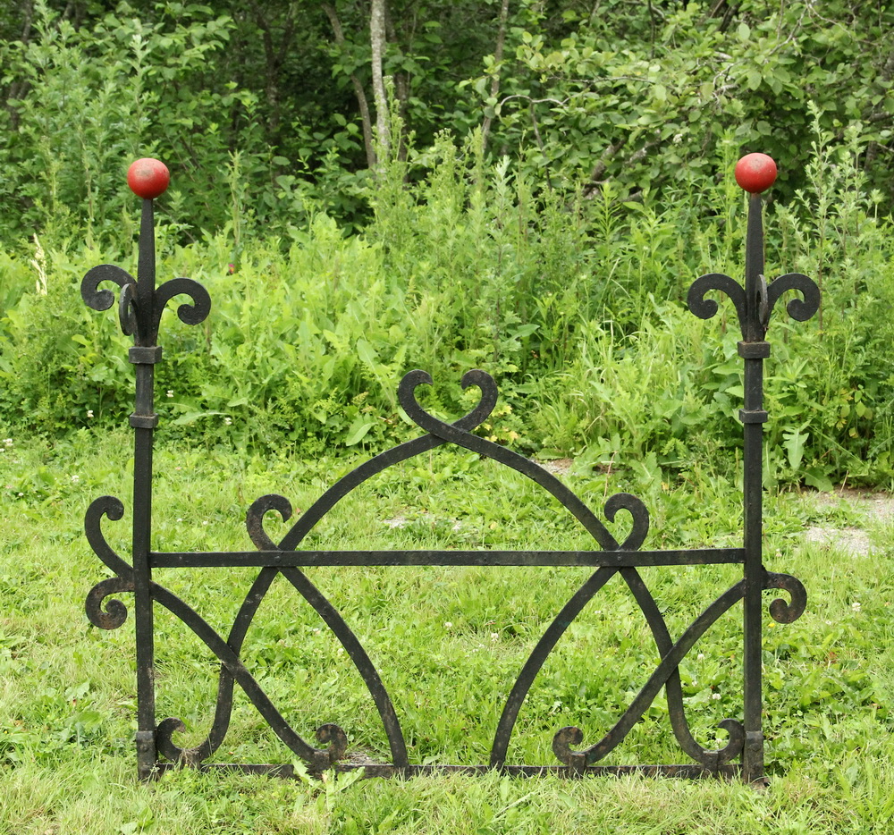 Appraisal: IRON ARCHITECTURAL DETAIL - Roofline Motif purportedly from a church