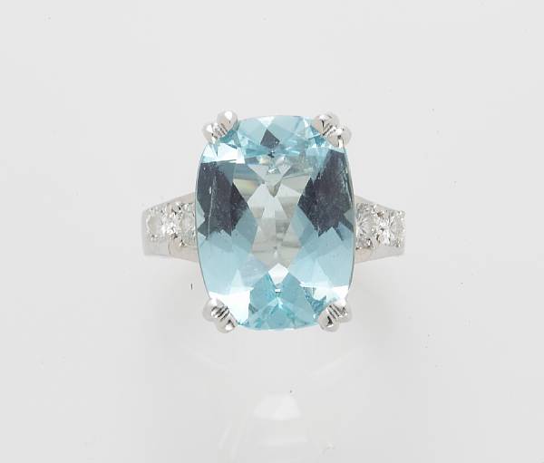 Appraisal: An aquamarine and diamond ring aquamarine measuring approximately x x