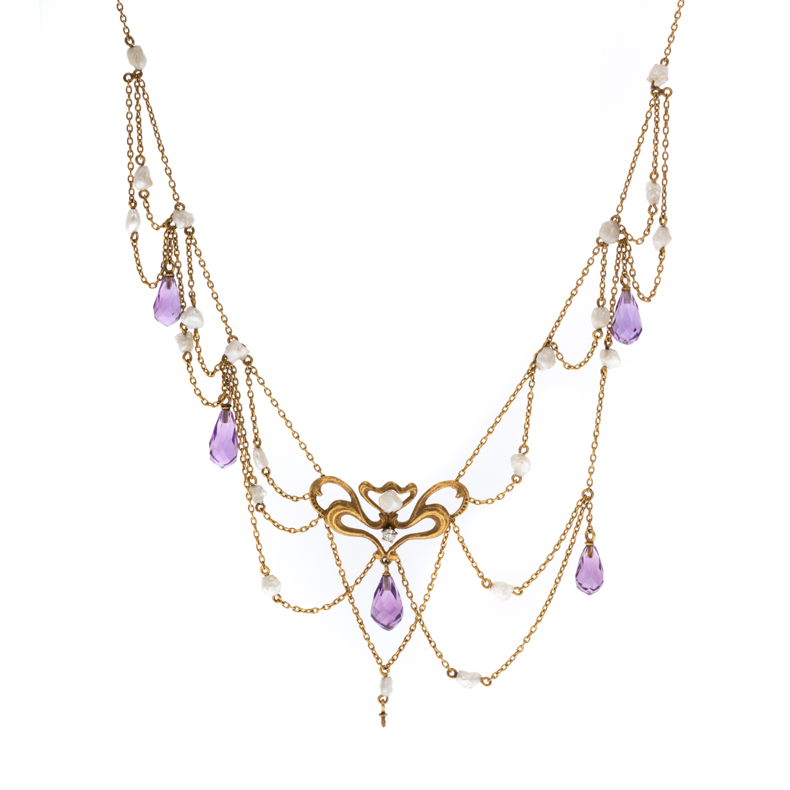 Appraisal: AN ART NOUVEAU SWAG NECKLACE IN K YELLOW GOLD An