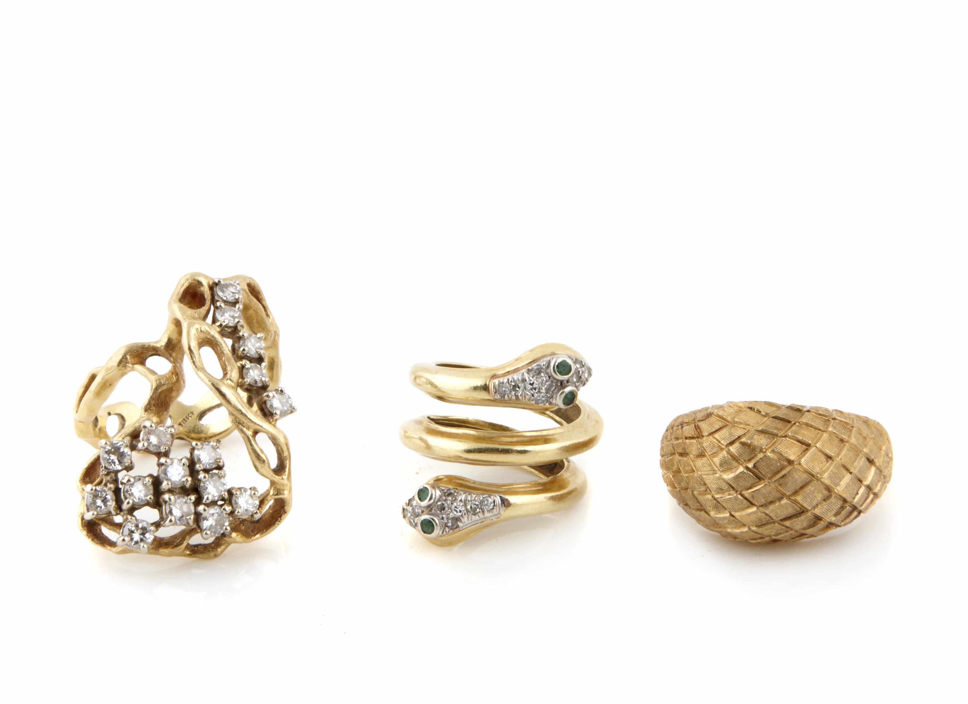 Appraisal: A collection of gem-set and gold rings estimated total diamond