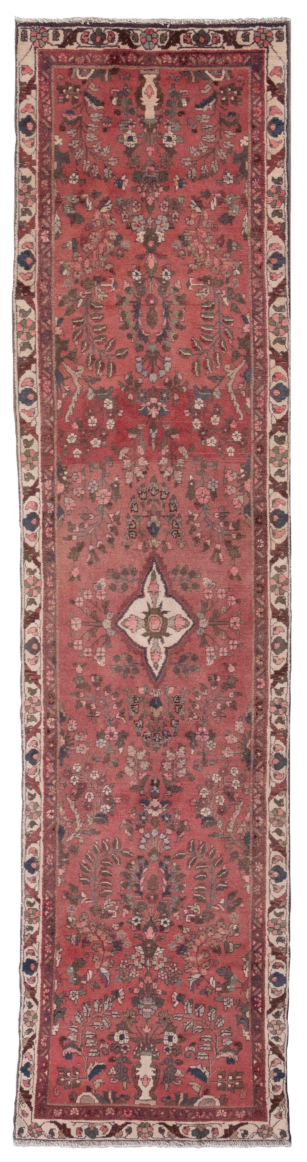 Appraisal: HAMADAN RUG X MID- TH CENTURYHAMADAN RUG ' X '