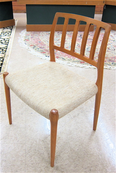 Appraisal: A SET OF EIGHT DANISH MID-CENTURY MODERN DINING CHAIRS J