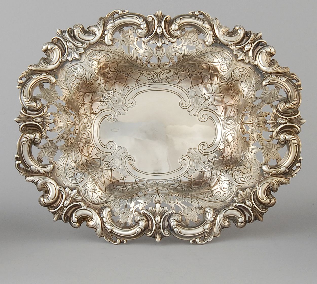 Appraisal: FRANK SMITH SILVER CO STERLING SILVER FRUIT BOWL In shaped