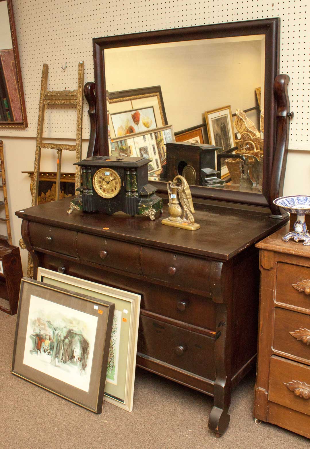 Appraisal: Mahogany chest of drawers with mirrored upright