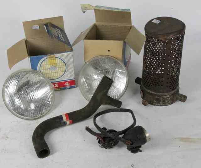 Appraisal: Sundry motor accessories