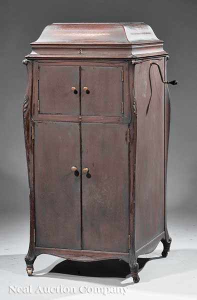 Appraisal: An Antique American Mahogany Victrola c serial height in width