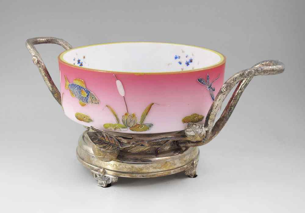 Appraisal: MT WASHINGTON BURMESE BRIDE'S BOWL Attribution Glass bowl of pink