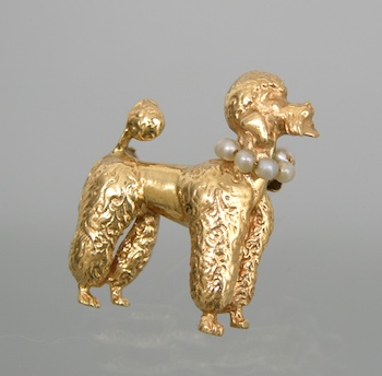 Appraisal: A Charming k Brooch of a Poodle in Pearl Necklace