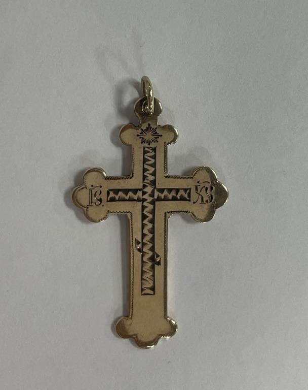 Appraisal: K GOLD CROSS PENDANT k yellow gold cross with engraved