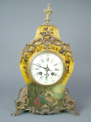 Appraisal: A French Louis XV style mantel clock the giltwood case