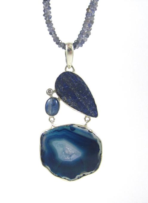 Appraisal: BLUE DRUZY AGATE AND STERLING SILVER NECKLACE with a double