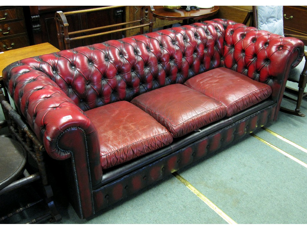 Appraisal: Modern Chesterfield three seater buttonback settee