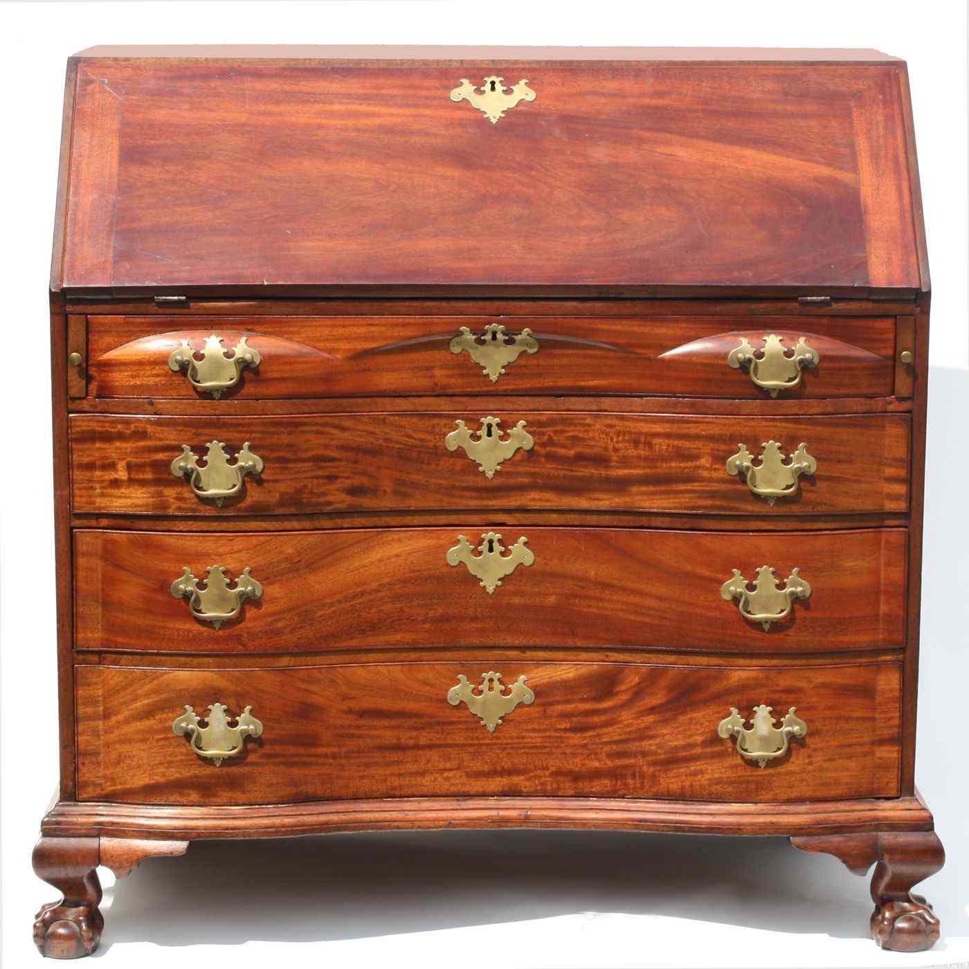 Appraisal: ANTIQUE AMERICAN CHIPPENDALE SLANT-LID DESKCirca In mahogany with oxbow front