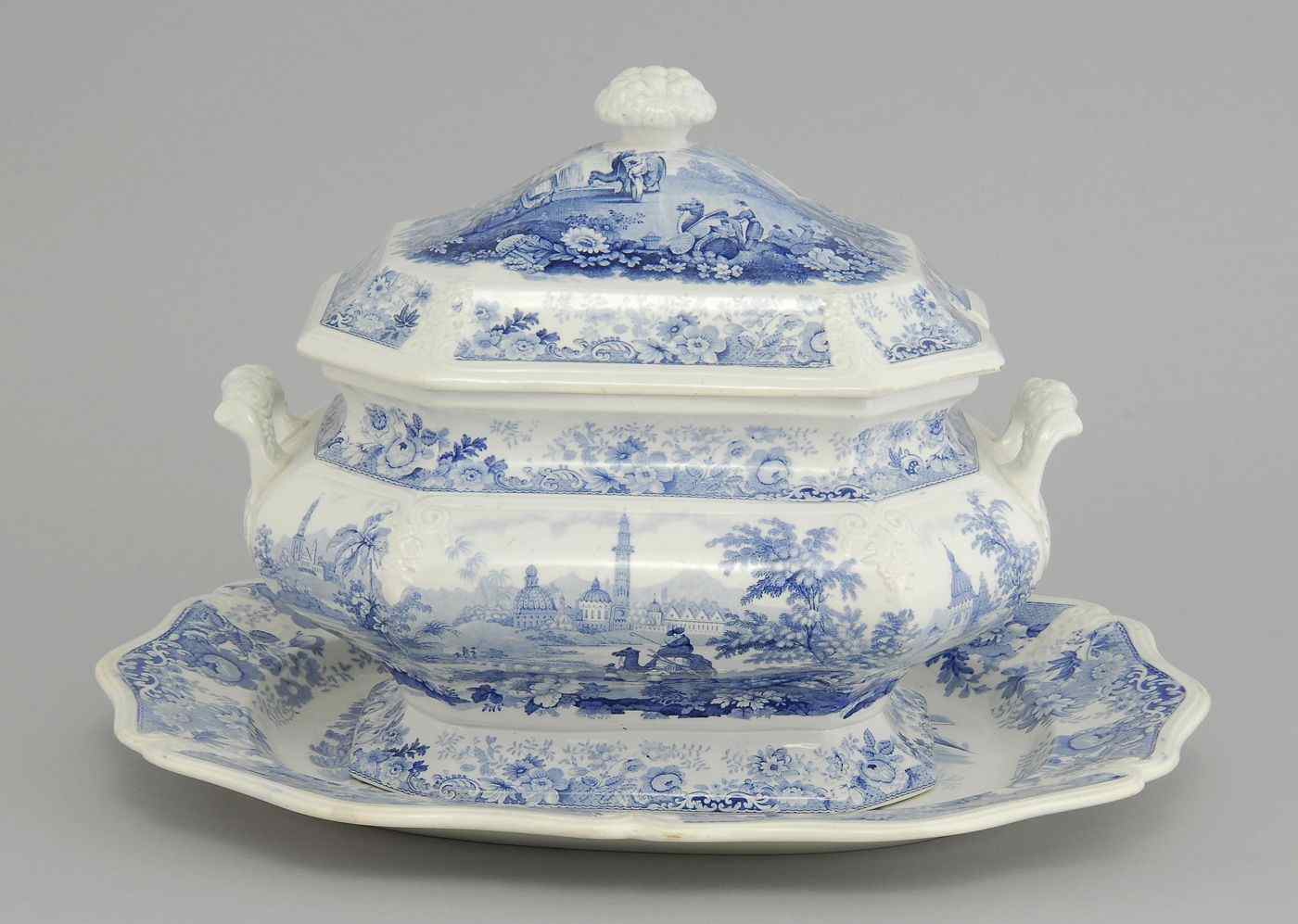 Appraisal: BLUE AND WHITE TRANSFER STAFFORDSHIRE SOUP TUREEN WITH UNDERTRAYEnglish th