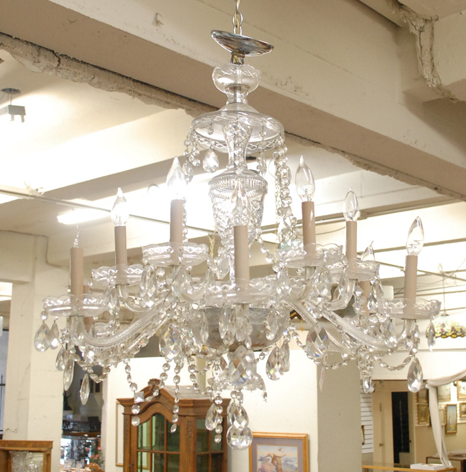 Appraisal: TWELVE-CUT CUT CRYSTAL CHANDELIER English or Irish with umbrella and