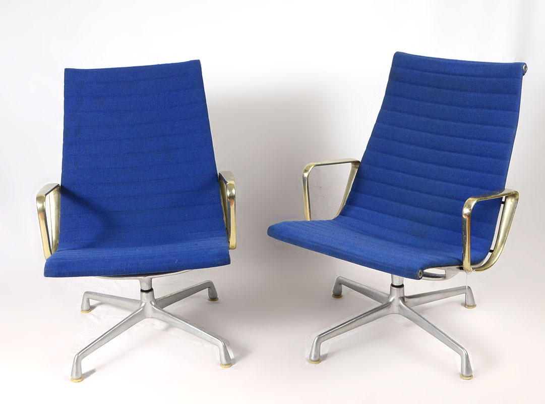 Appraisal: PAIR EAMES FOR HERMAN MILLER ALUMINUM LOUNGE CHAIRS Aluminum frames