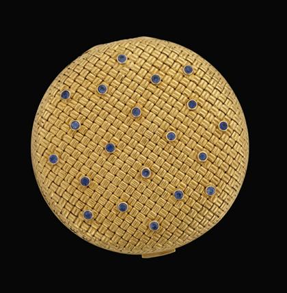 Appraisal: karat yellow gold compact s Tight weave yellow gold compact