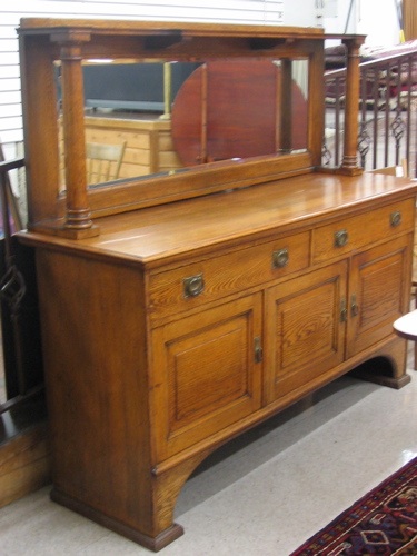 Appraisal: A LARGE OAK SIDEBOARD English c - the rectangular top