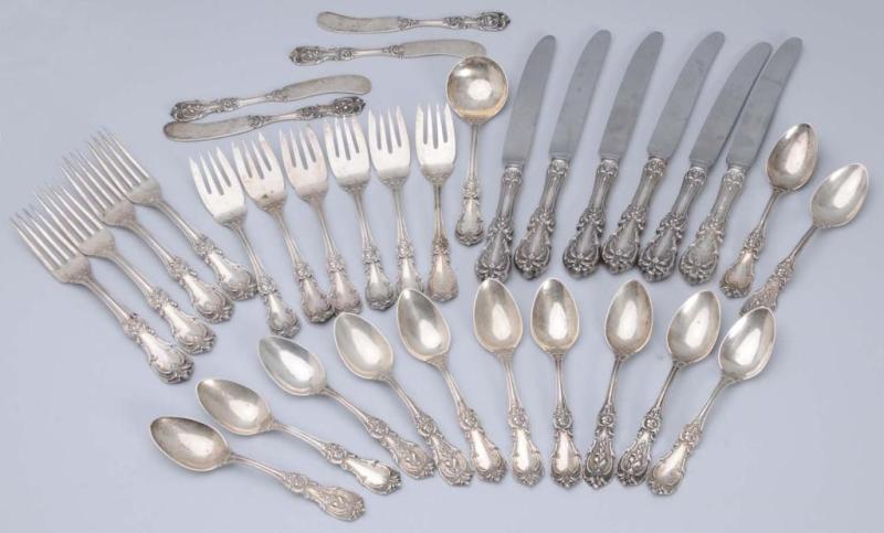 Appraisal: American Silver Reed Barton Flatware Pieces Description Weighs troy ounces