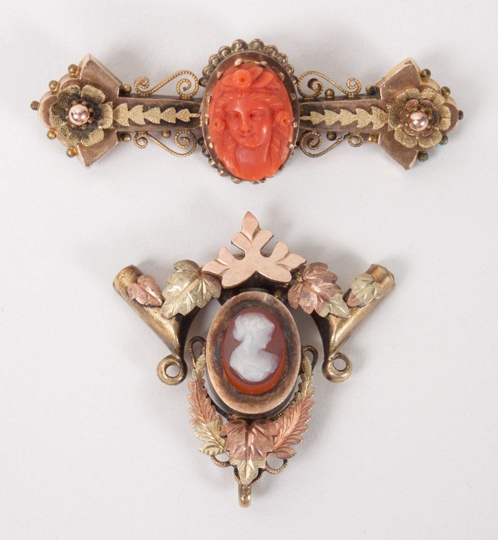 Appraisal: Victorian brooch and pendant