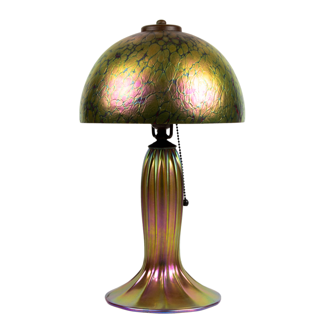 Appraisal: A LUNDBERG STUDIOS IRIDESCENT ART GLASS TABLE LAMP A Lundberg