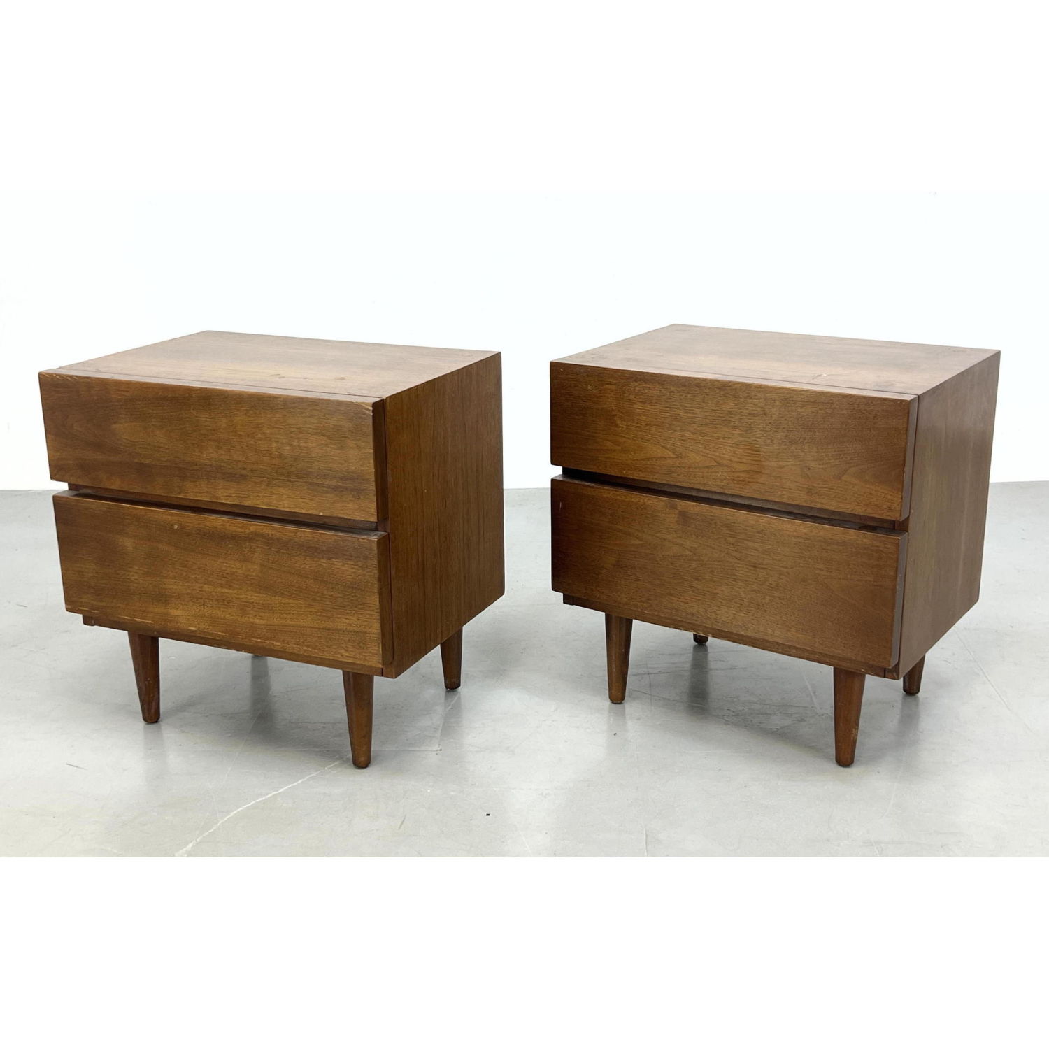 Appraisal: American of Martinsville side tables American Modern night stands Marked