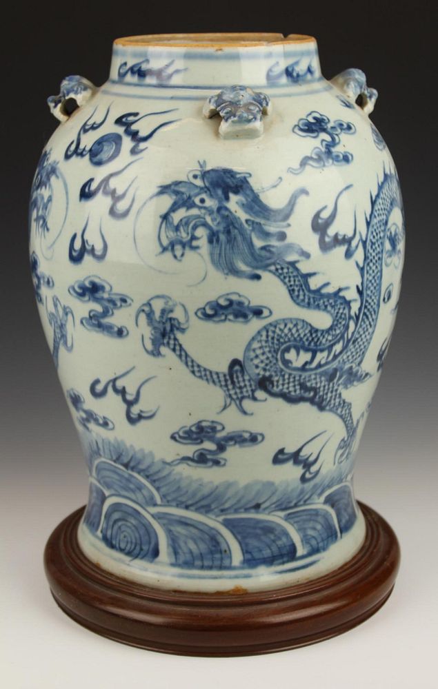 Appraisal: ANTIQUE QING PERIOD CHINESE PORCELAIN DRAGONS VASE Antique Qing period